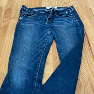 Size 10 regular waist 30 length 33 Abercrombie and Fitch jeans skinny.
